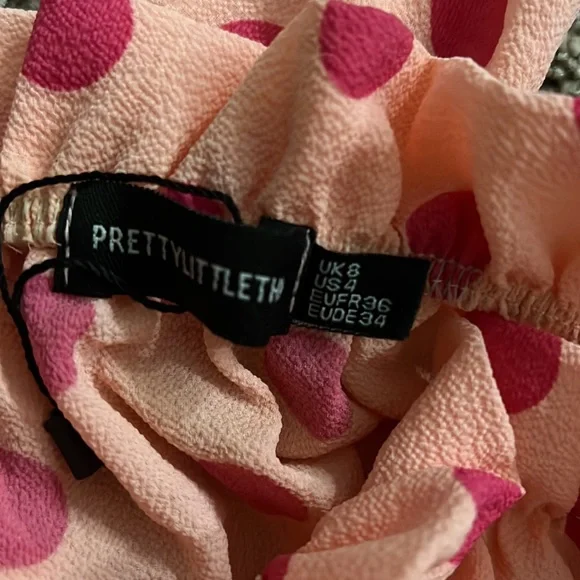 Pretty Little Thing Dress - Picture 5 of 6